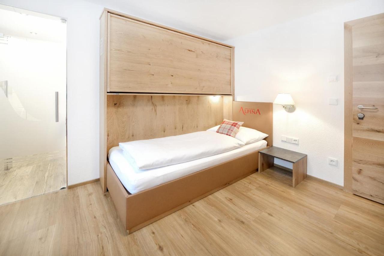 פרטנאו Hotel Alpina Superior מראה חיצוני תמונה