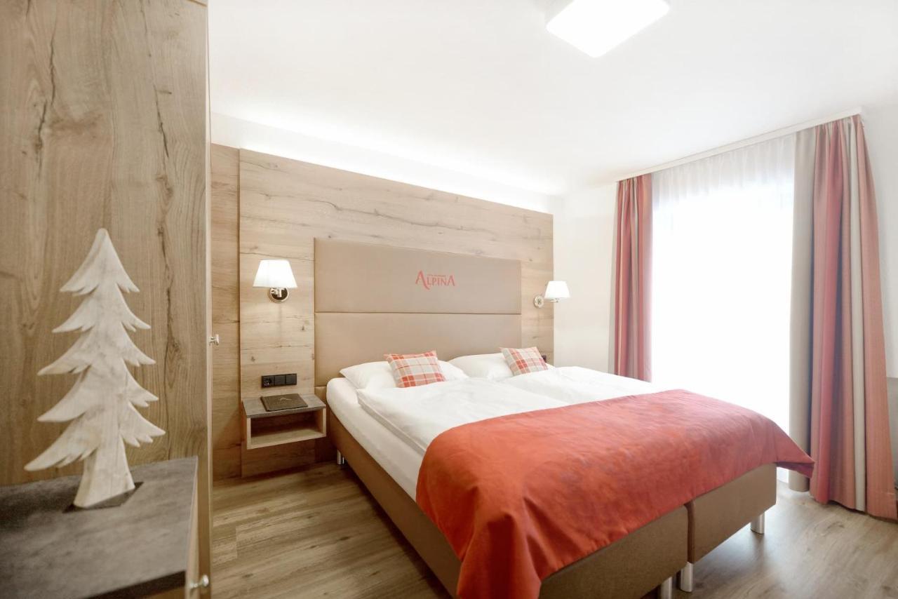פרטנאו Hotel Alpina Superior מראה חיצוני תמונה