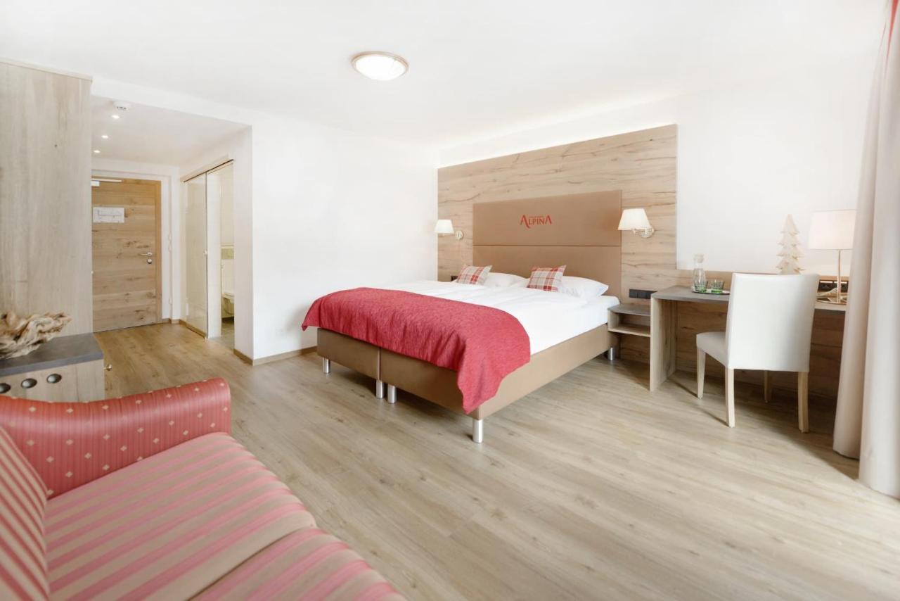 פרטנאו Hotel Alpina Superior מראה חיצוני תמונה
